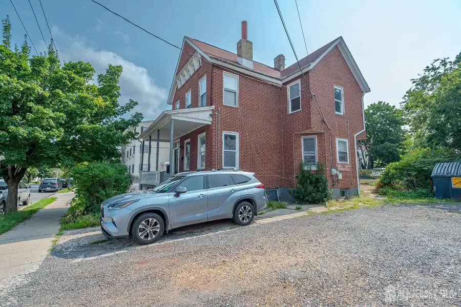 -52 Mine Street, New Brunswick, NJ 08901 - #2