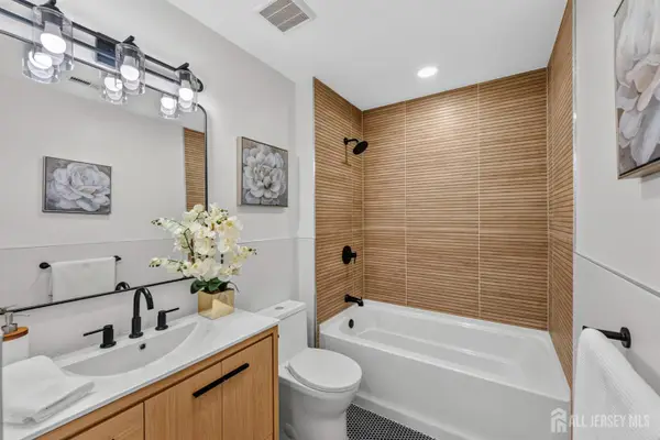 -9011 Tamarron Drive, Plainsboro, NJ 08536