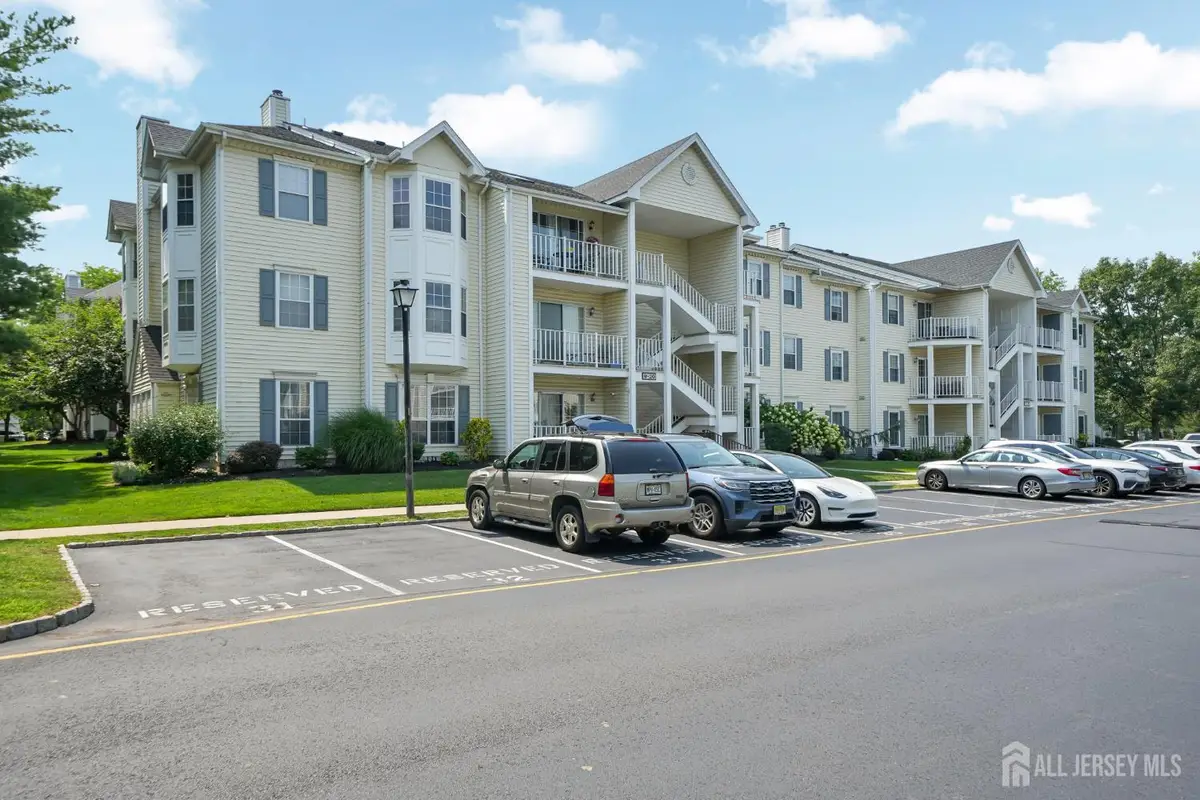 -19 Pembrook Avenue, North Brunswick, NJ 08902 - #1