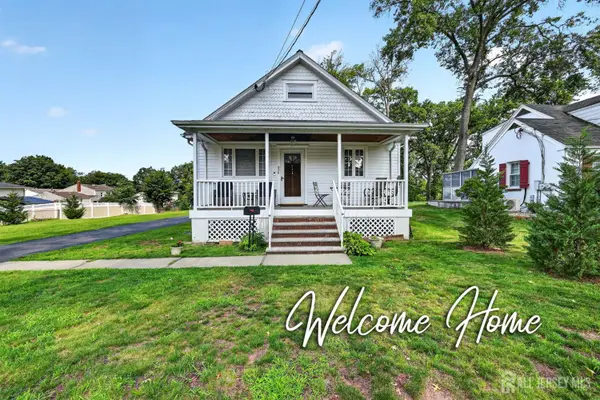 -886 Main Street, Fords, NJ 08863