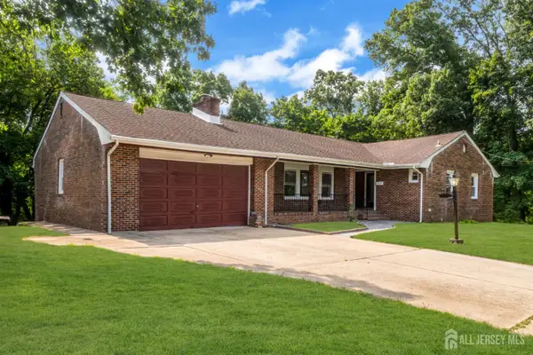 -285 Highland Drive, Milltown, NJ 08850
