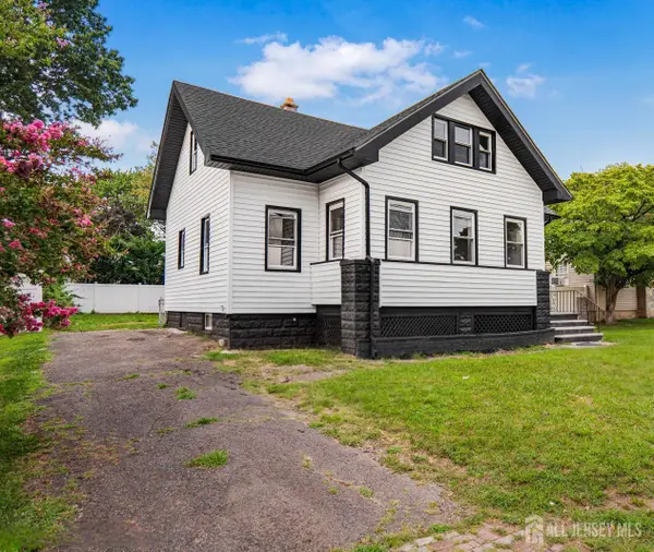 -16 Lincoln Avenue, East Brunswick, NJ 08816