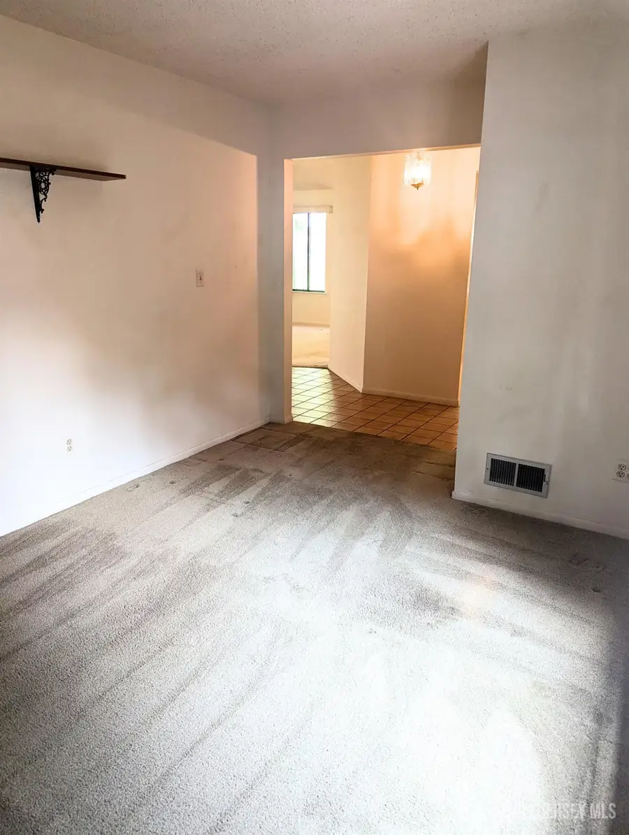 -120 Park Gate Drive, Edison, NJ 08820 - #3