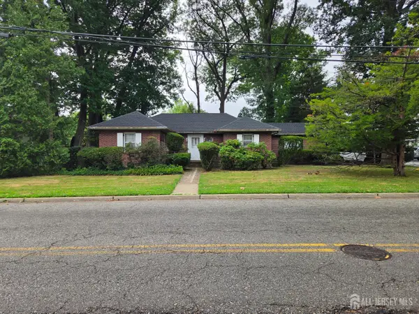 -168 E Spring Valley Avenue E, Maywood, NJ 07607