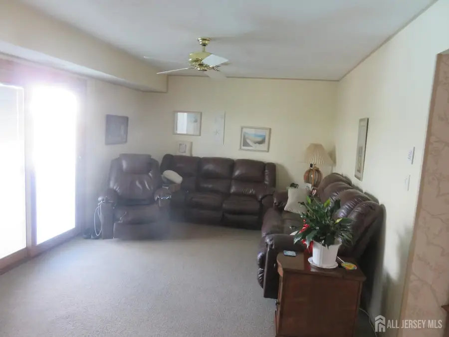 -14 Sterling Court, Perth Amboy, NJ 08861 - #3