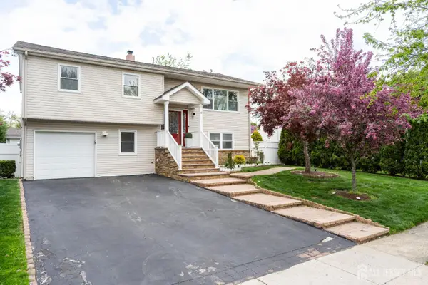 -14 Hopatcong Drive, Lawrence, NJ 08648