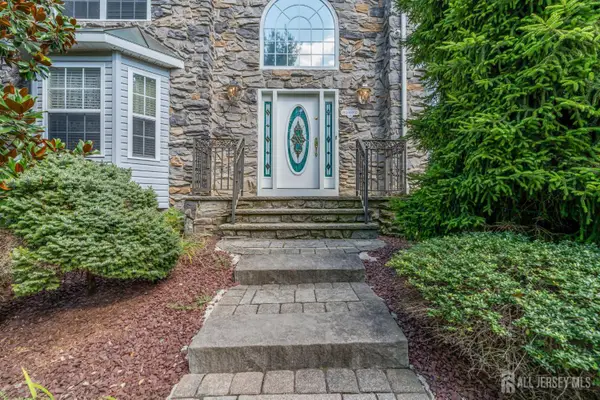 -35 Cannon Road, Old Bridge, NJ 08857