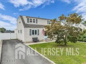 -89 Wilson Avenue, Sayreville, NJ 08859