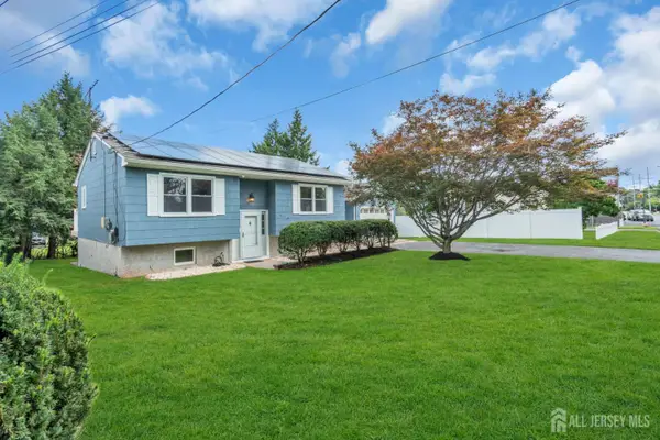 -14 Dayton Avenue, Middlesex, NJ 08846