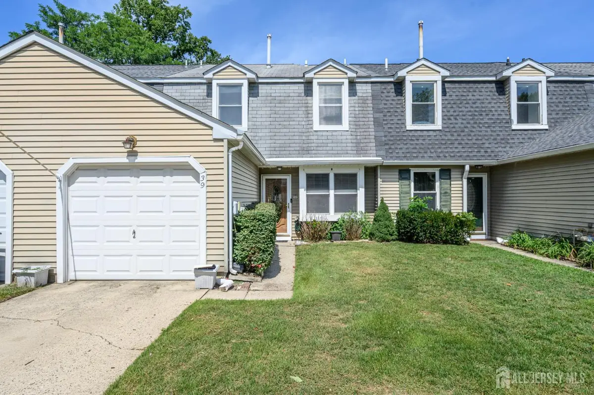 -39 River Bank Drive, Roebling, NJ 08554 - #1
