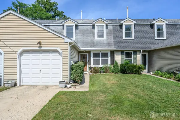 -39 River Bank Drive, Florence, NJ 08554