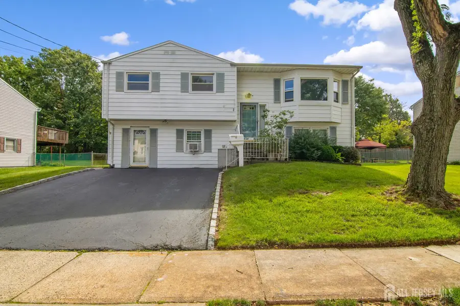 -31 Heidi Drive, Fords, NJ 08863 - #3