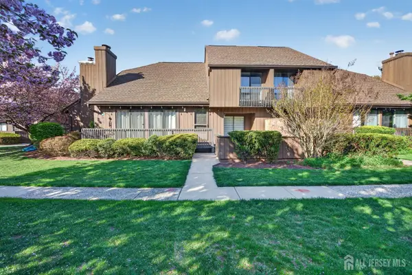 -66 Kingsberry Drive, Franklin Twsp, NJ 08873