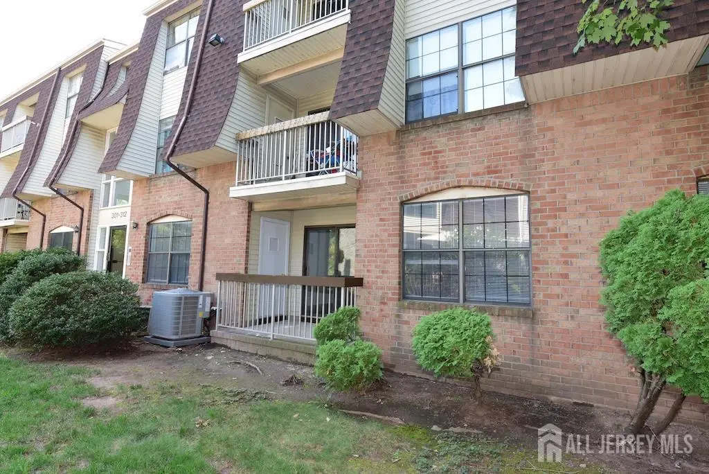 -302 Hidden Village Drive, Perth Amboy, NJ 08861 - #1