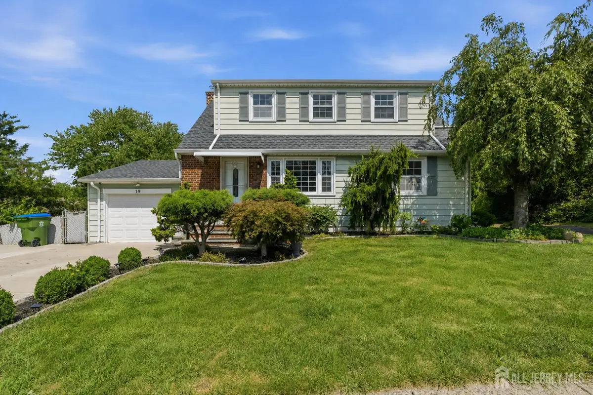 -19 Sycamore Avenue, Edison, NJ 08817 - #1