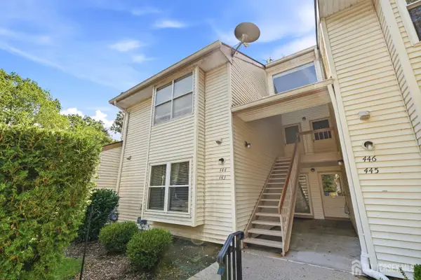 -444 Bayberry Court, Englishtown, NJ 07226