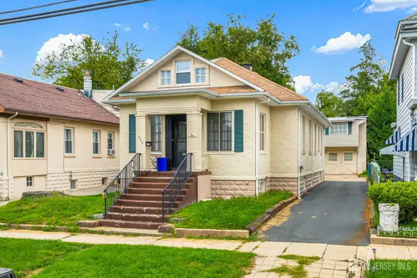 -309 S 2nd Avenue S, Highland Park, NJ 08904