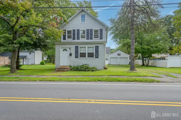 -211 Main Street, Spotswood, NJ 08884