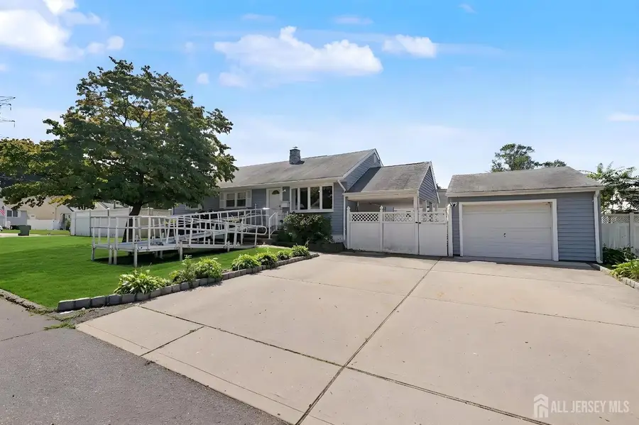 -29 Joyce Place, Parlin, NJ 08859 - #2
