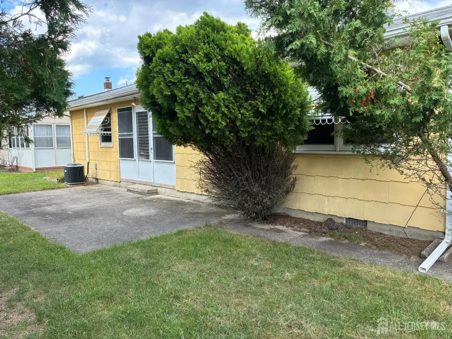 -3 Miles Pond Road, Holiday City Berkeley, NJ 08757 - #3