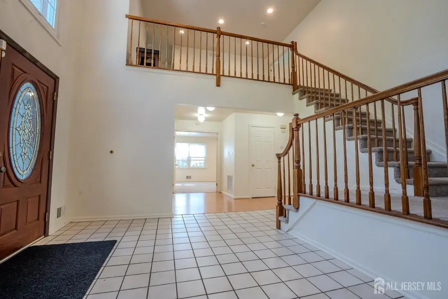 -4 Chipwood Lane, North Brunswick, NJ 08902 - #2