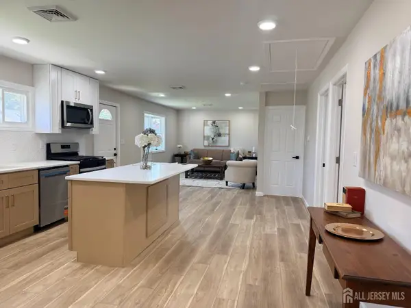 -36 Charles Terrace, Piscataway, NJ 08854