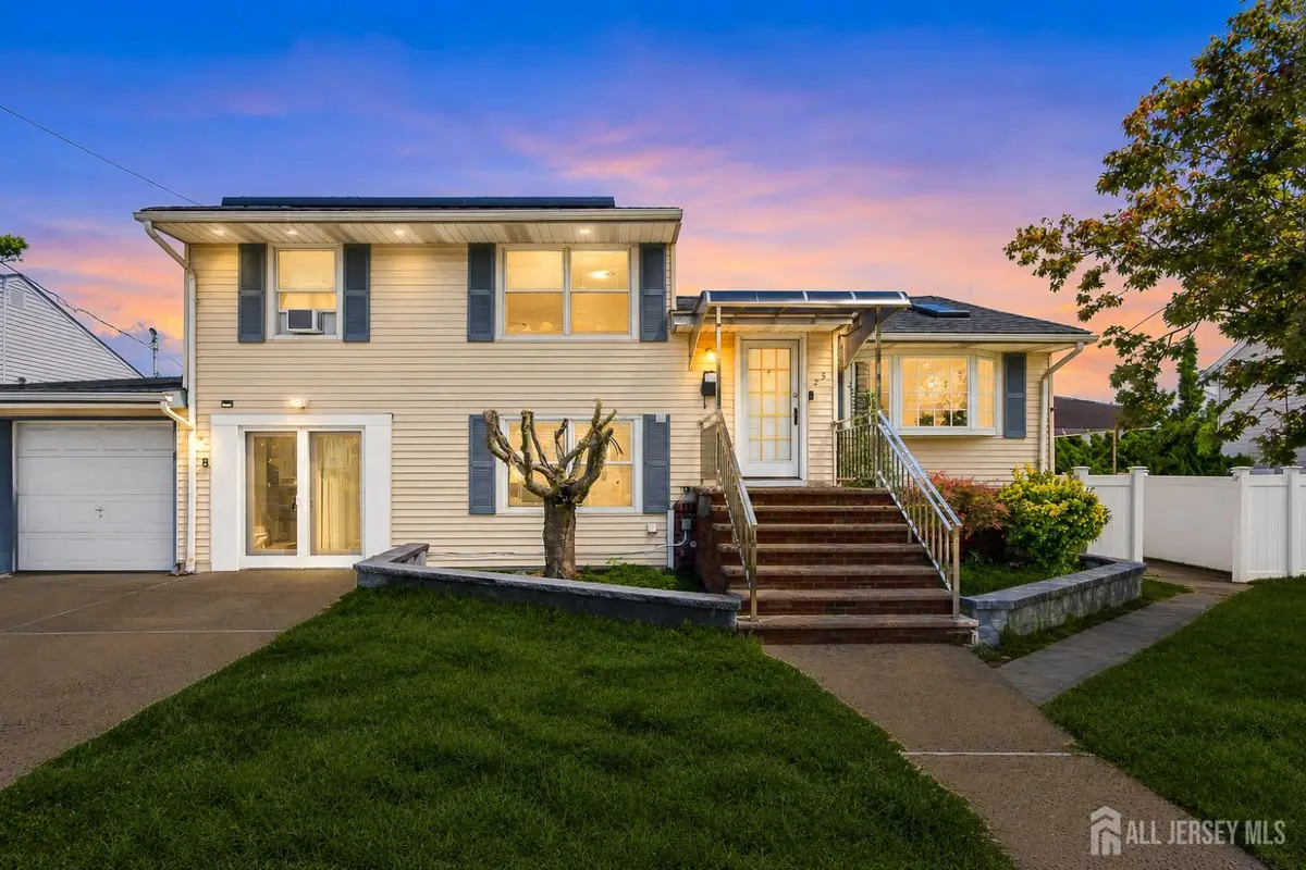 -25 Penn Street, Fords, NJ 08863 - #1