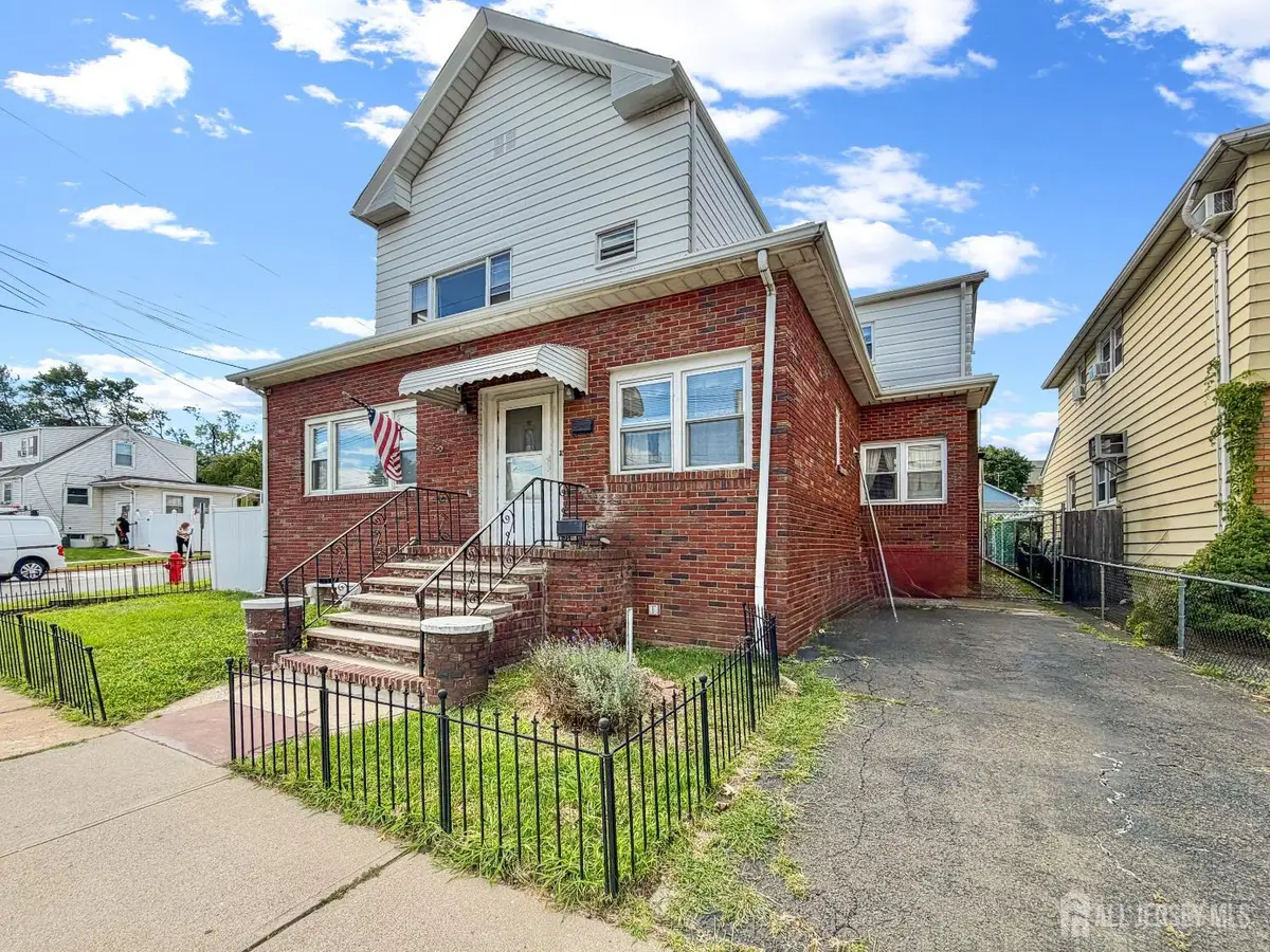 -733 Schuyler Ave Avenue, Lyndhurst, NJ 07071 - #1
