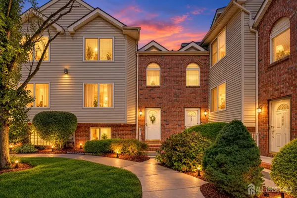 -402 Holly Drive, Perth Amboy, NJ 08861