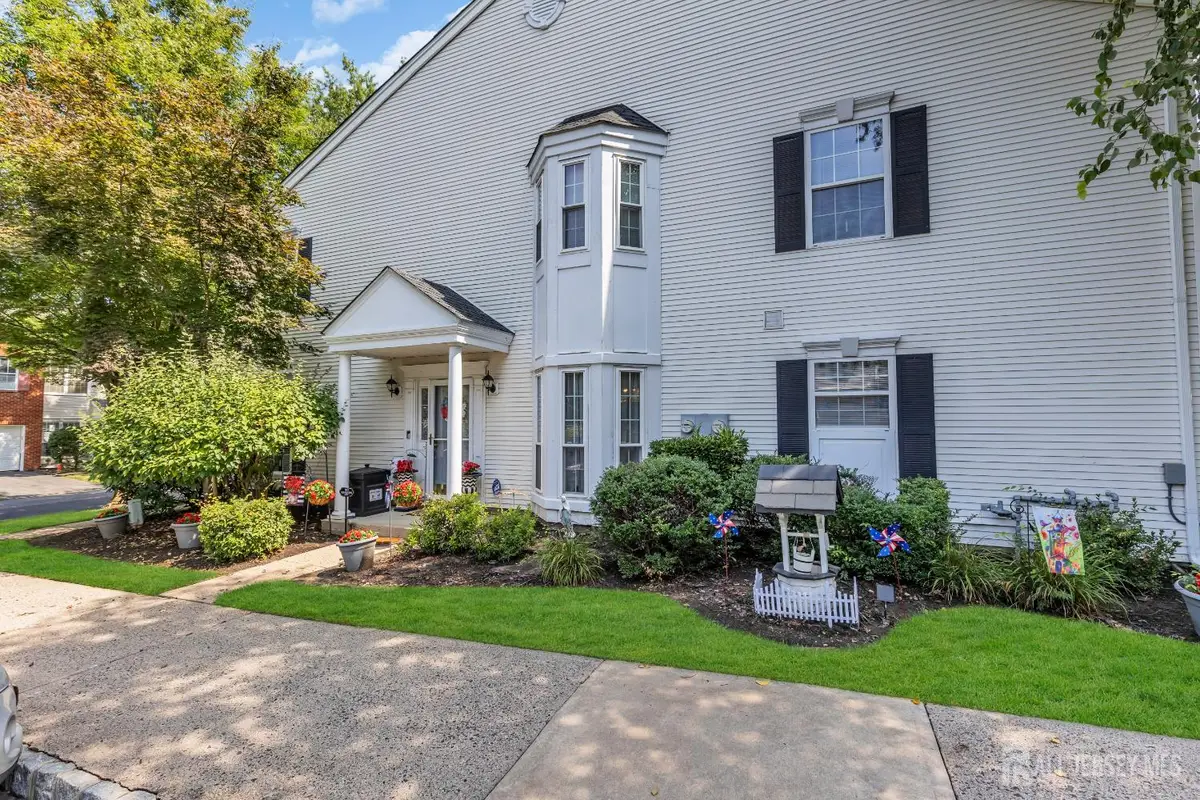 -401 Harvest Lane, Monmouth Junction, NJ 08852 - #1