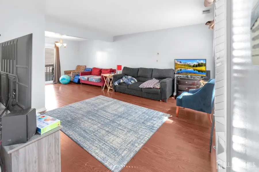 -664 Irvington Avenue, Maplewood, NJ 07040 - #3