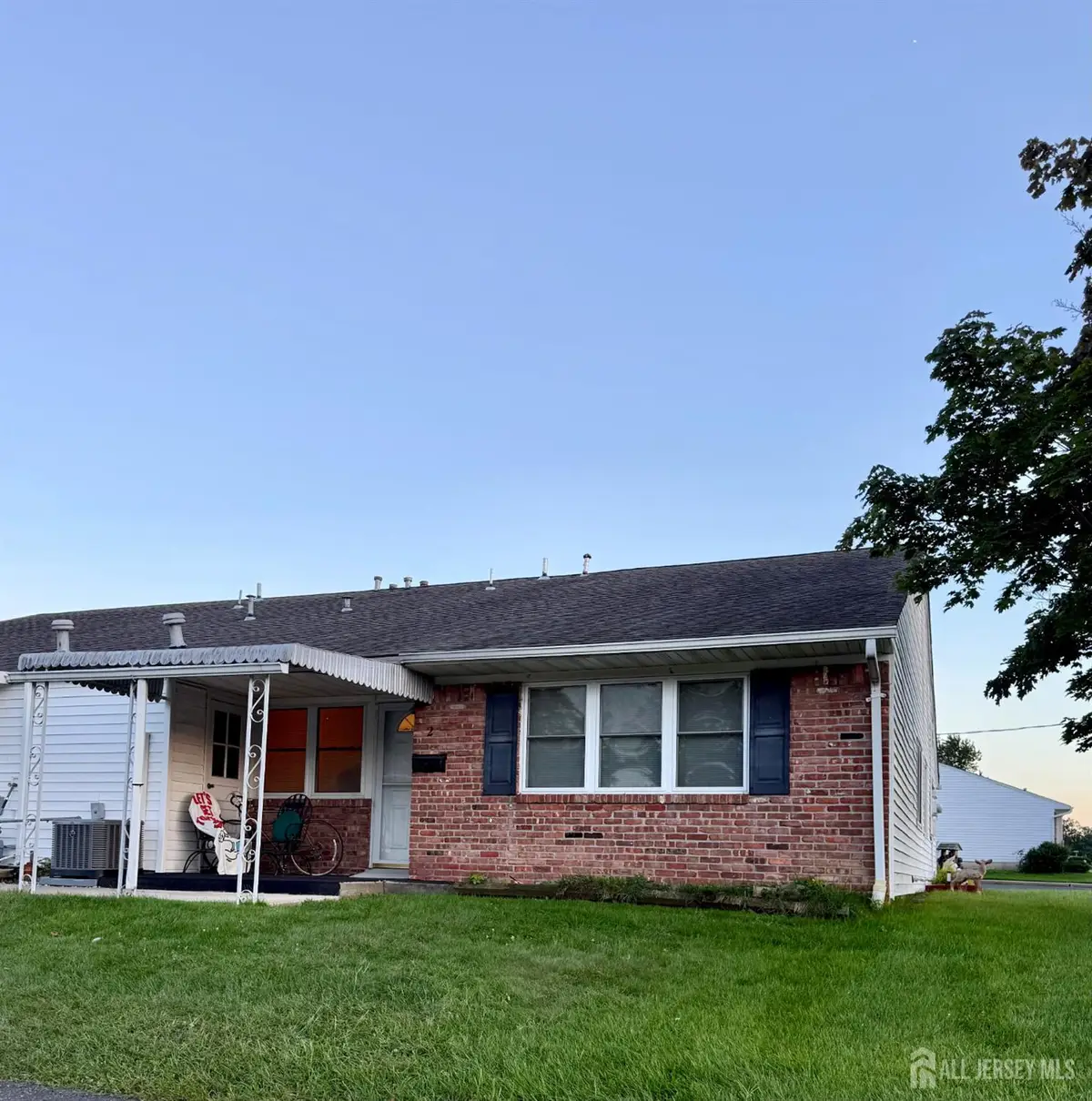 -2 SW Montana Court Court, Matawan, NJ 07747 - #1