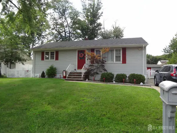 -4 Wilbur Terrace, Sayreville, NJ 08872