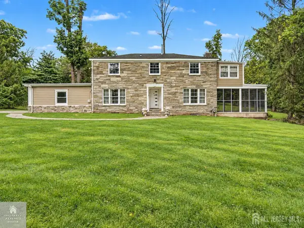 -396 New Dover Road, Colonia, NJ 07067