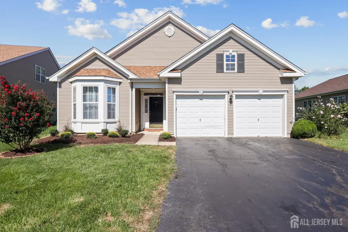 -99 Minuteman Circle, Allentown, NJ 08501 - #1