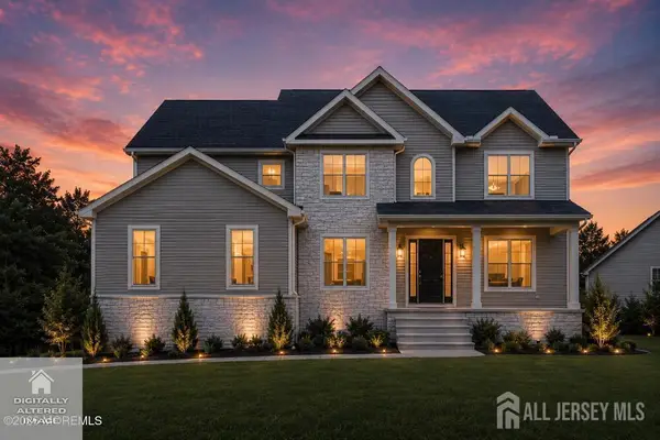-9 Cristina Court, Matawan, NJ 07747