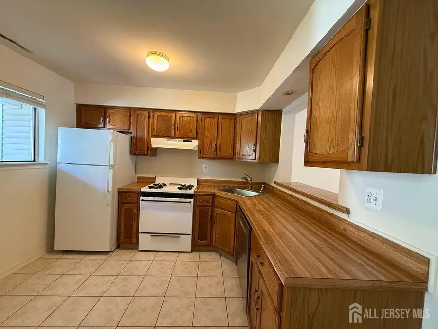 -12 Sunflower Court, Edison, NJ 08820 - #3