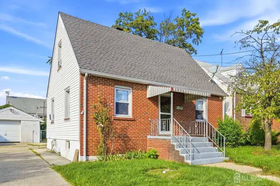 -94 Luther Avenue, Perth Amboy, NJ 08861 - #3