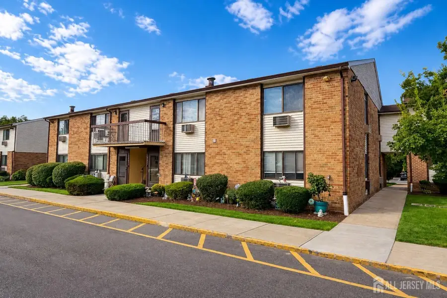 -1226 Cricket Lane, Woodbridge, NJ 07095 - #2
