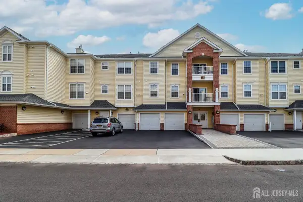-2101 Avery Court, Franklin Twsp, NJ 08873