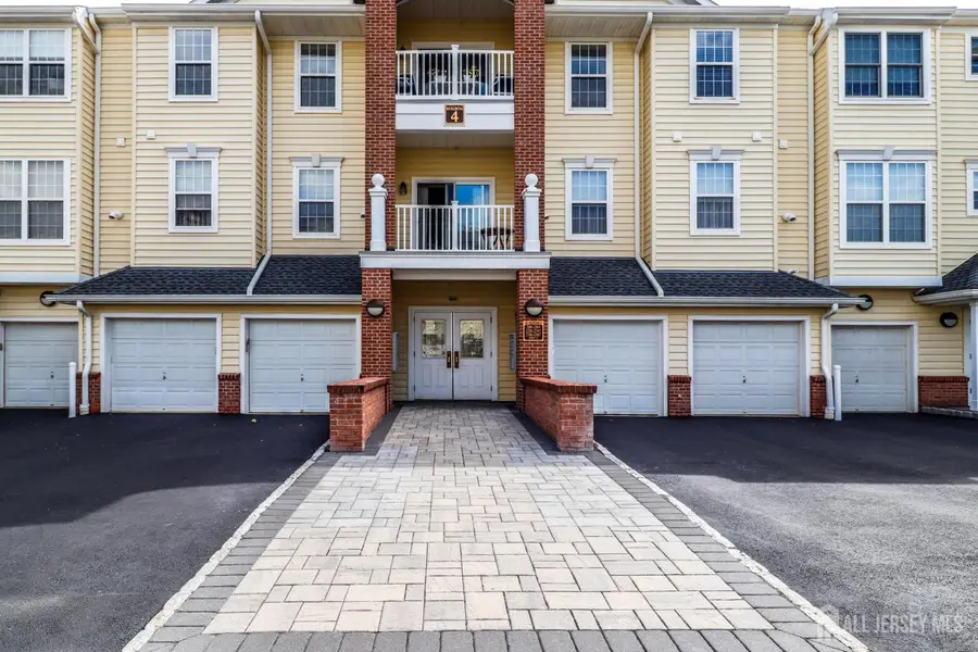 -2101 Avery Court, Franklin Center, NJ 08873 - #2