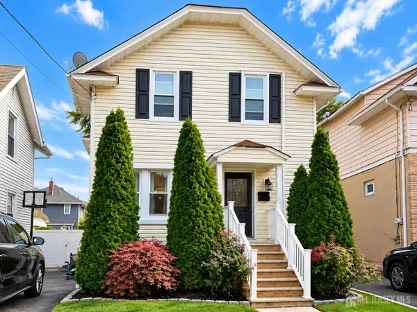 -555 E Maple Avenue E, Woodbridge Proper, NJ 07095