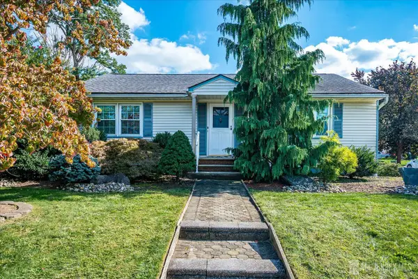 -669 Old Post Road, Edison, NJ 08817