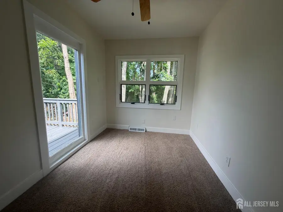 -278 Outlook Boulevard, Laurence Harbor, NJ 07735 - #3