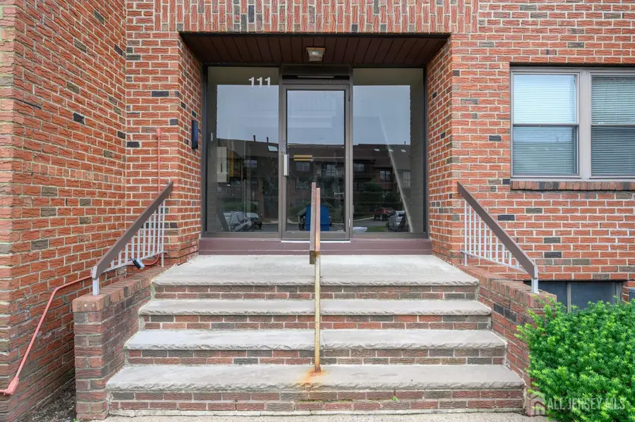 -111-A Beverly Hills Terrace, Woodbridge, NJ 07095 - #2