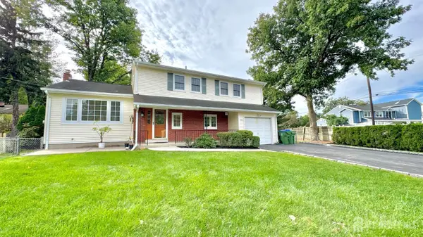 -100 Dellwood Road, Edison, NJ 08820