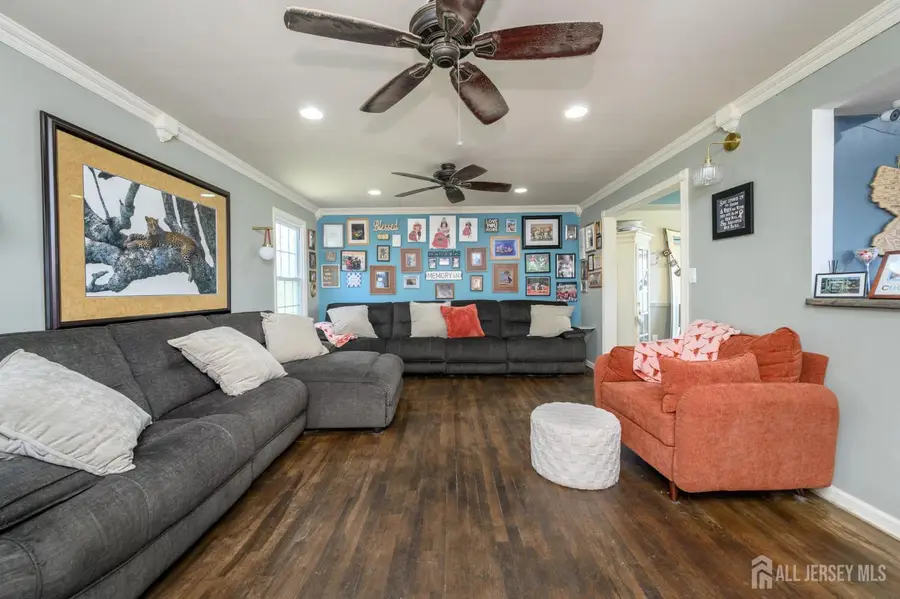 -6 Emery Drive, Whitehouse Station, NJ 08889 - #3