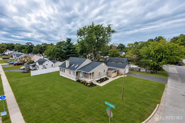 -856 E Concourse, Aberdeen, NJ 07735