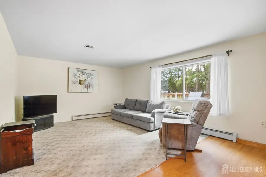 -11 Woodstock Drive, Holiday Heights, NJ 08757 - #3