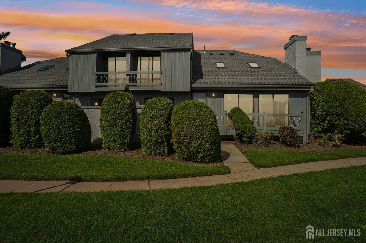 -47 Linda Lane, Edison, NJ 08820 - #1